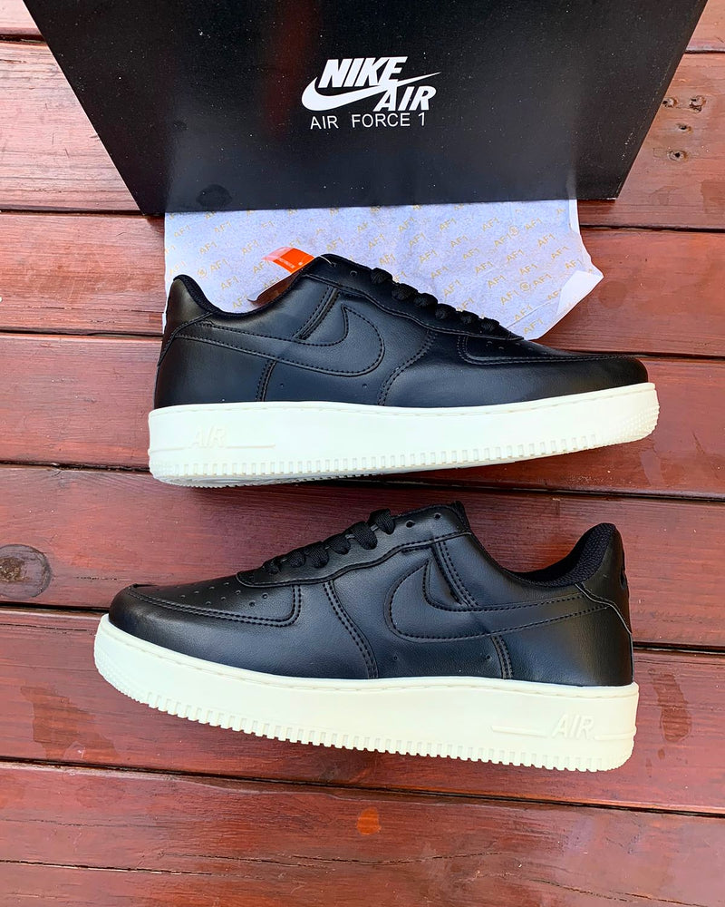 Nike Air Force AF1 Lançamento (2 cores)