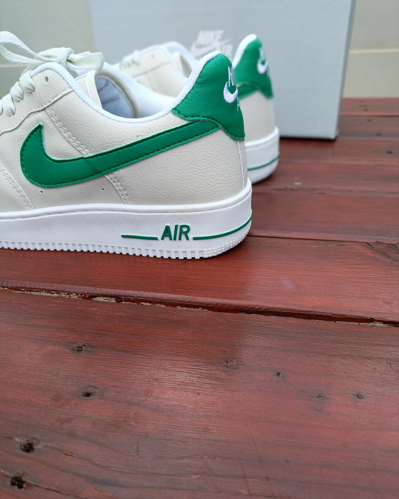 Nike Air Force AF1 Lançamento