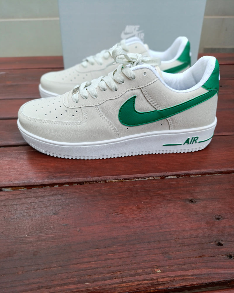 Nike Air Force AF1 Lançamento