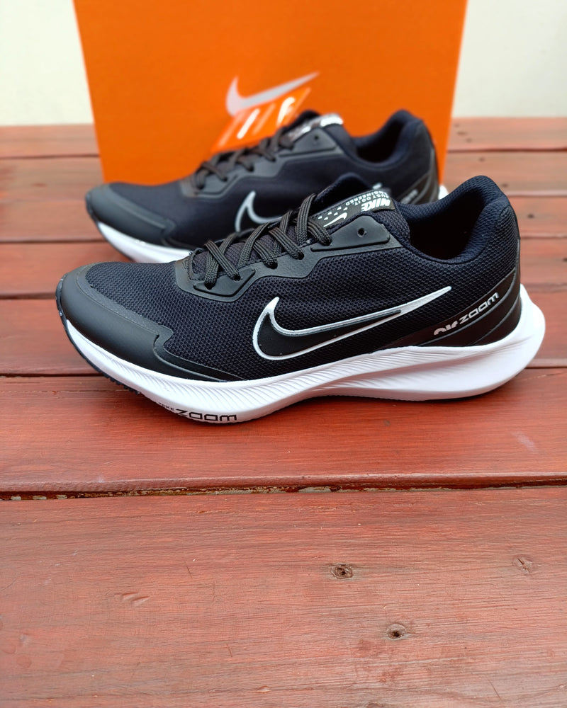 Nike Zoom 4